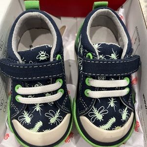 See Kai Run Tanner Glow Bugs